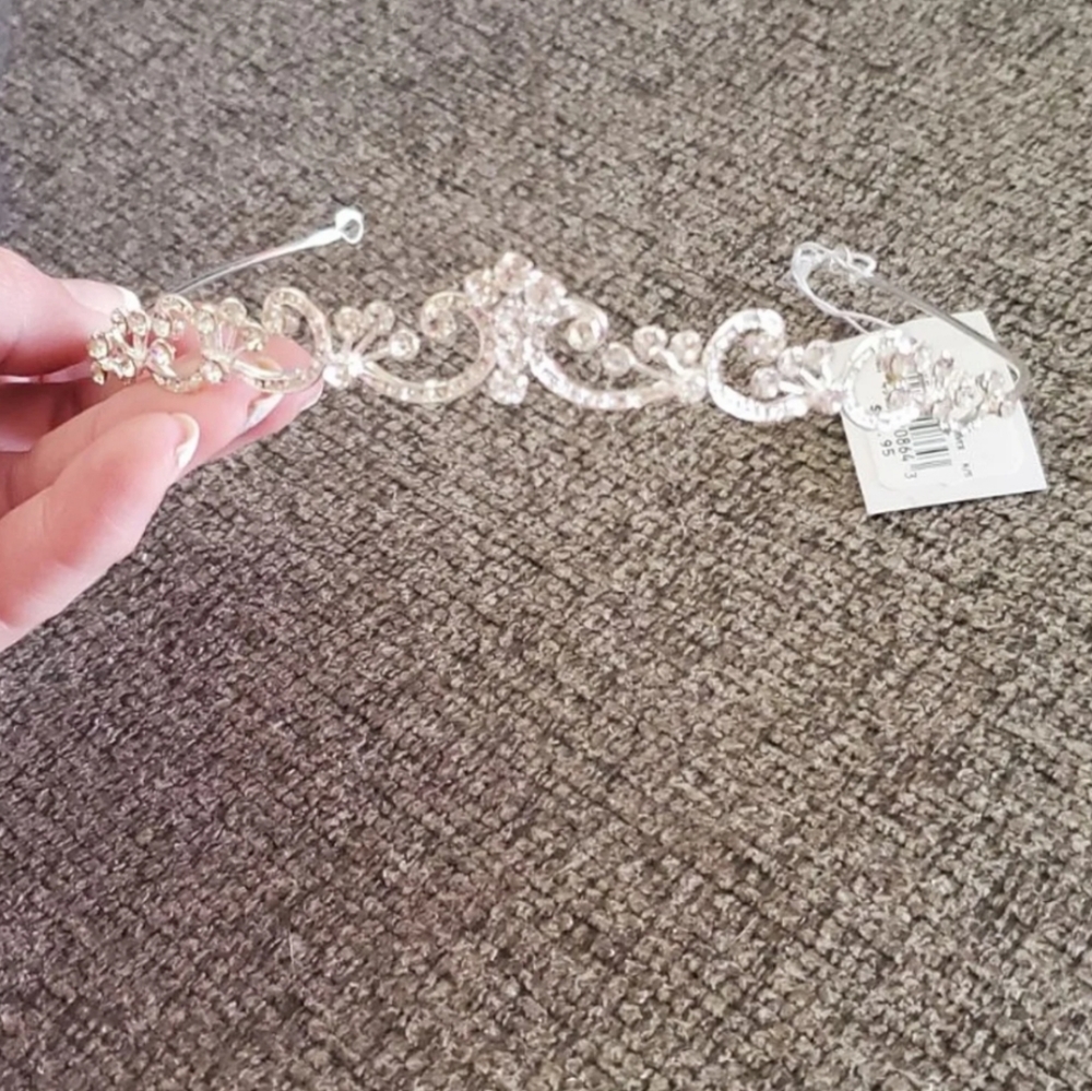 Davids Bridal Tiara